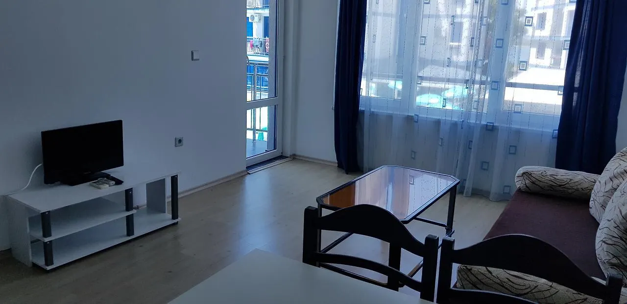 Blue Bay Palace Apart Complex Pomorie 2*,